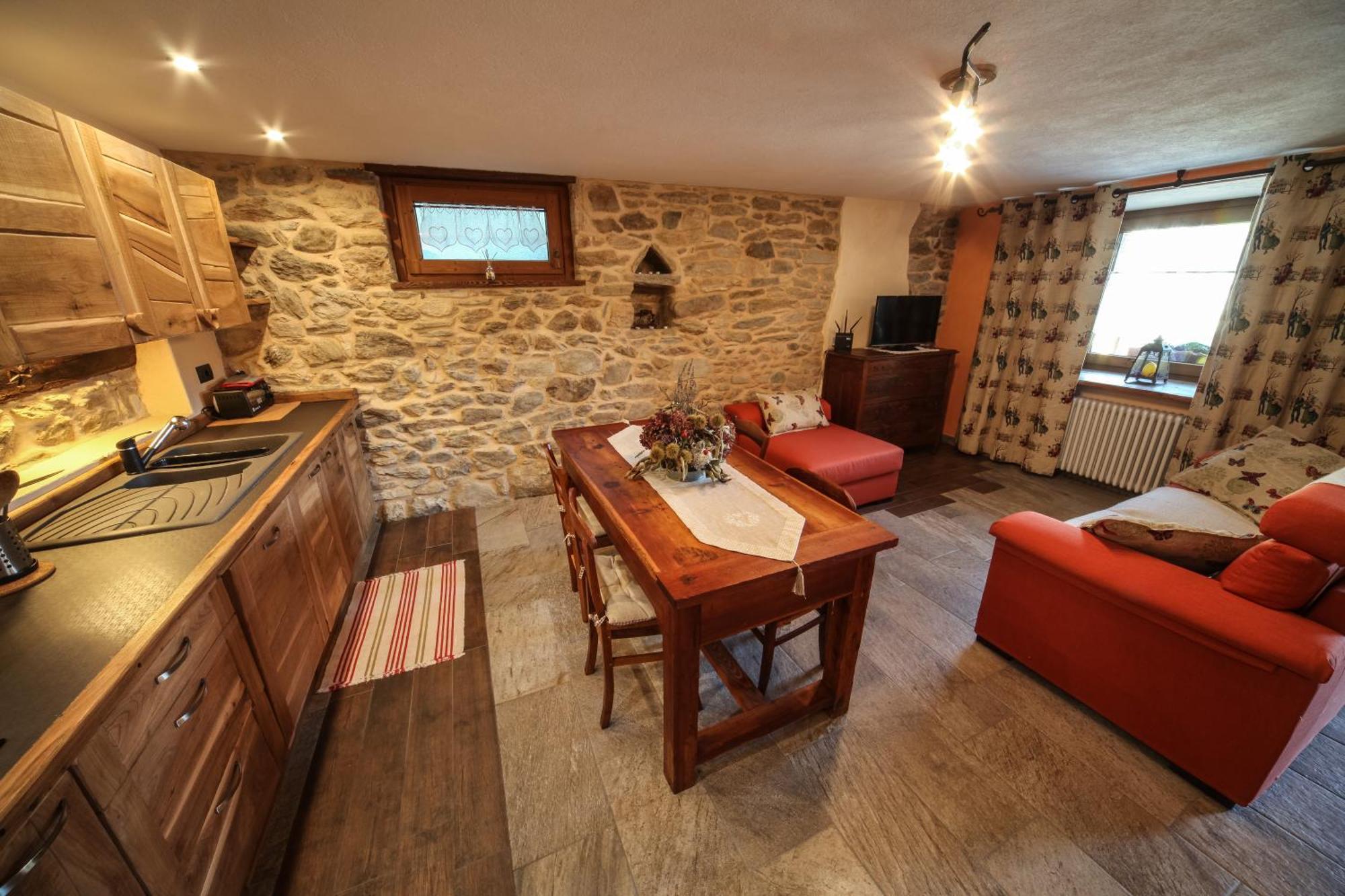 Appartement Souvenir De Tsaneli à Roisan Chambre photo